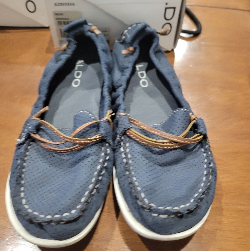 Aldo Navy Boat Shoes Size 6 *Limited Time Price Drop To $15* Listing Price $20